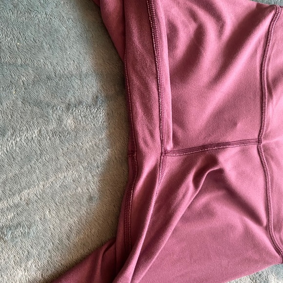 Lululemon ombré align 28” - Picture 3 of 4